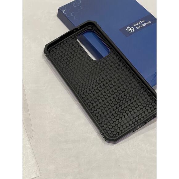 Case Built in Slide Camera Lens Cover+Screen Protector - Picture 8 of 9